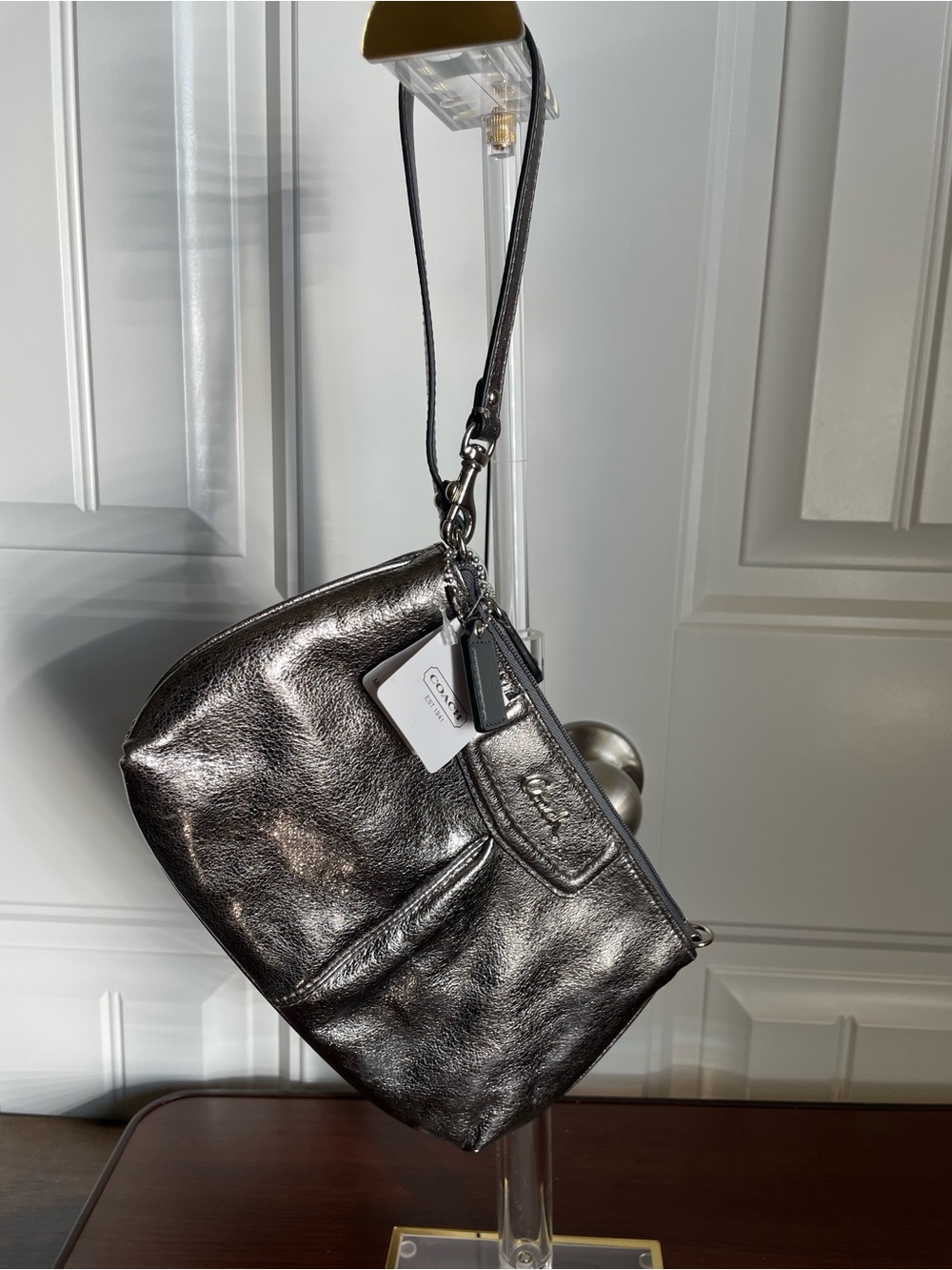 Coach Ashley Leather Large Wristlet in pewter- Y2K